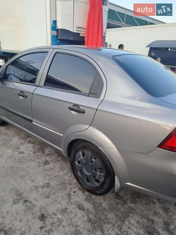 Седан Chevrolet Aveo 2008 в Софиевской Борщаговке