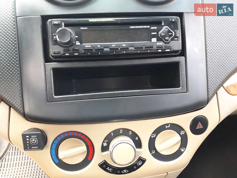 Седан Chevrolet Aveo 2008 в Ивано-Франковске