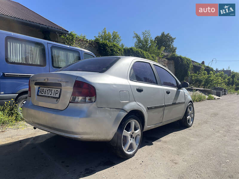 Седан Chevrolet Aveo 2005 в Тульчине