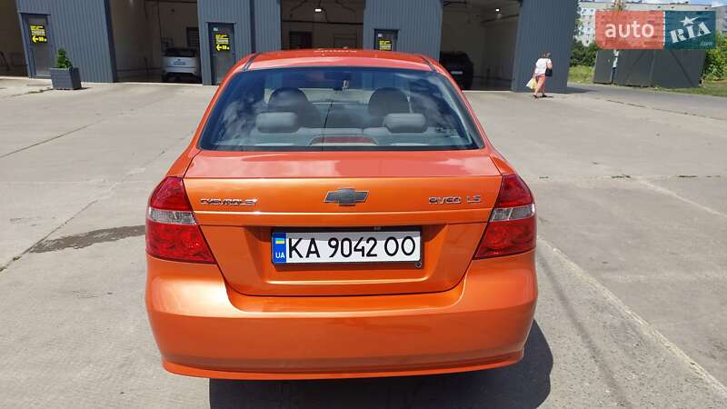 Седан Chevrolet Aveo 2006 в Первомайске