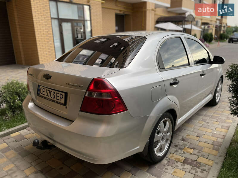 Седан Chevrolet Aveo 2008 в Чернівцях