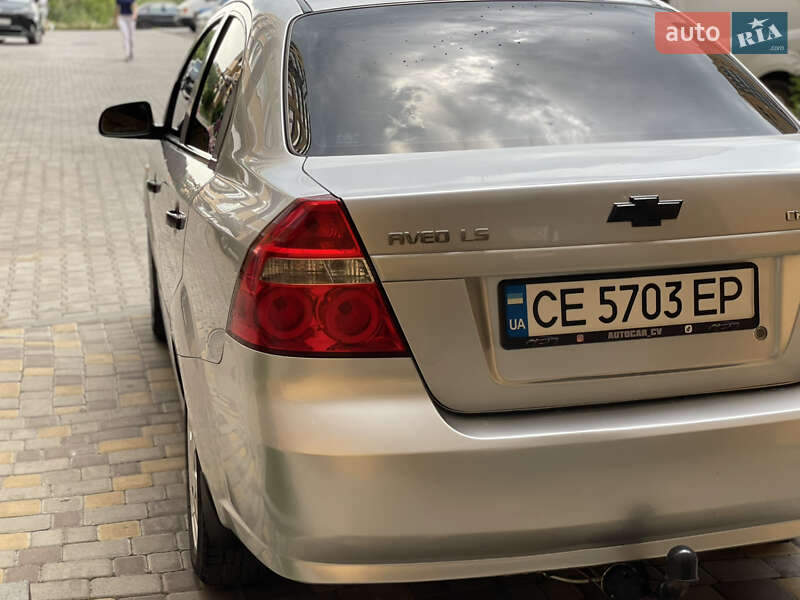 Седан Chevrolet Aveo 2008 в Чернівцях
