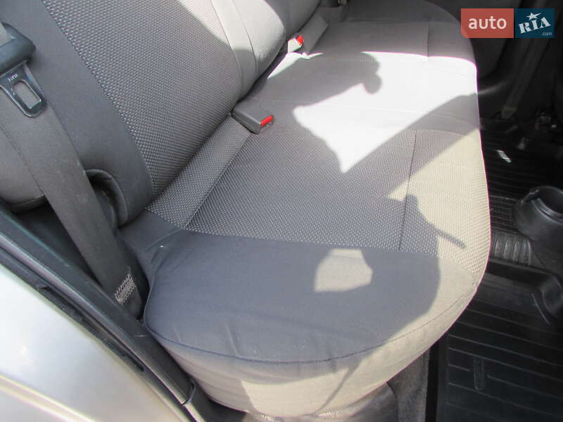 Седан Chevrolet Aveo 2006 в Кропивницком