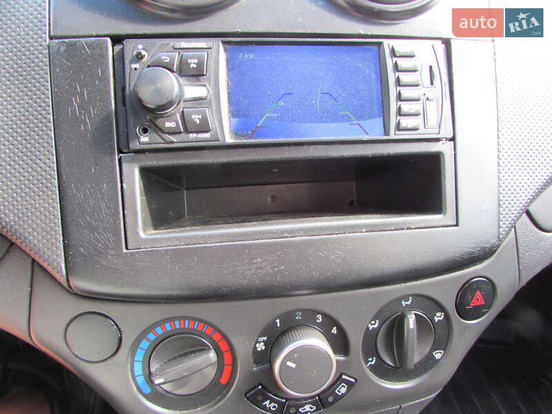 Седан Chevrolet Aveo 2006 в Кропивницком