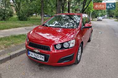 Хетчбек Chevrolet Aveo 2011 в Києві