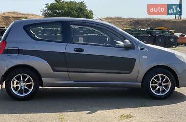 Хэтчбек Chevrolet Aveo 2008 в 