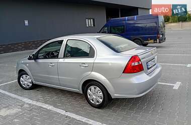 Седан Chevrolet Aveo 2008 в 