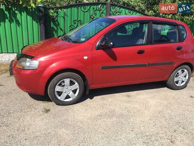 Хэтчбек Chevrolet Aveo 2007 в Корсуне-Шевченковском