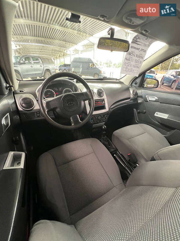 Седан Chevrolet Aveo 2008 в Запоріжжі