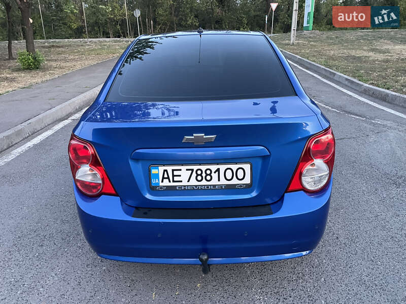 Седан Chevrolet Aveo 2011 в Херсоне