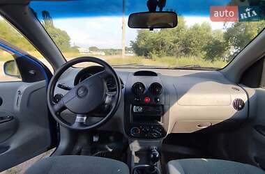 Седан Chevrolet Aveo 2005 в 