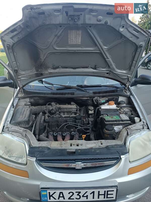 Седан Chevrolet Aveo 2005 в Киеве фото 10 Седан Chevrolet Aveo 2005 в Киеве