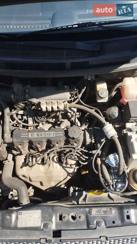 Седан Chevrolet Aveo 2007 в Горишних Плавнях