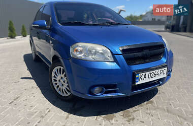 Седан Chevrolet Aveo 2010 в Фастові
