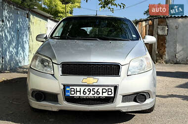 Хэтчбек Chevrolet Aveo 2008 в 