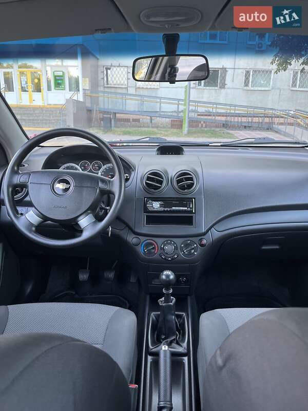 Седан Chevrolet Aveo 2011 в Лозовій