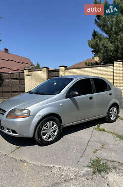 Седан Chevrolet Aveo 2005 в Харькове