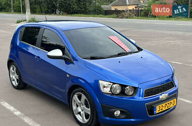 Хетчбек Chevrolet Aveo 2012 в Києві
