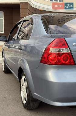 Седан Chevrolet Aveo 2006 в 