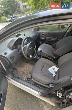 Хетчбек Chevrolet Aveo 2007 в  фото 10 Хетчбек Chevrolet Aveo 2007 в