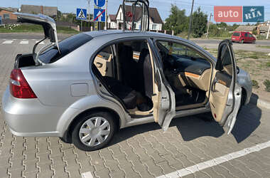 Седан Chevrolet Aveo 2007 в Іллінцях