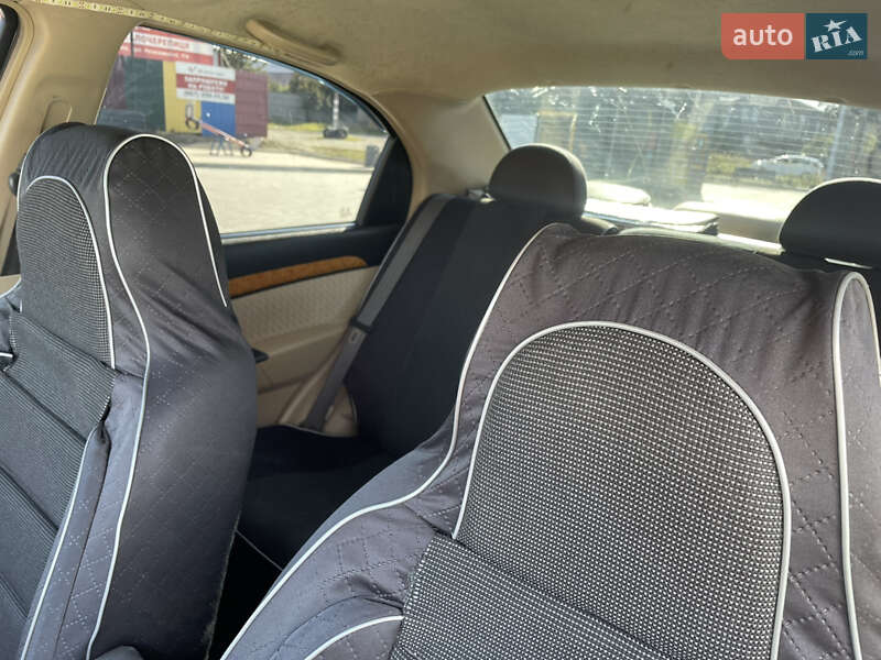 Седан Chevrolet Aveo 2007 в Іллінцях