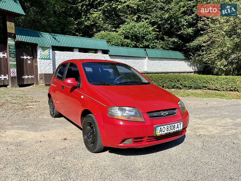 Хэтчбек Chevrolet Aveo 2006 в Мукачево