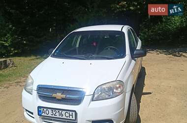 Седан Chevrolet Aveo 2011 в Мукачево