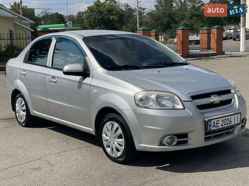 Седан Chevrolet Aveo 2008 в Дніпрі