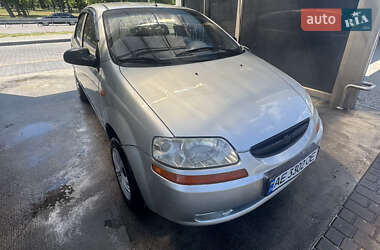Седан Chevrolet Aveo 2003 в Днепре