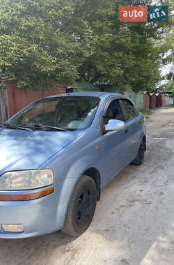 Седан Chevrolet Aveo 2005 в Киеве