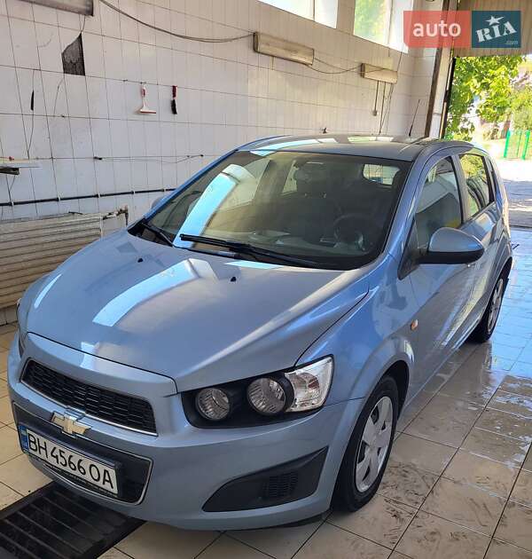 Хетчбек Chevrolet Aveo 2012 в Ананьїві
