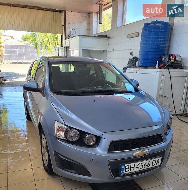 Хетчбек Chevrolet Aveo 2012 в Ананьїві