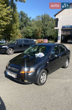 Седан Chevrolet Aveo 2005 в Києві