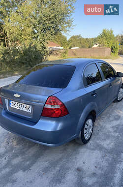 Седан Chevrolet Aveo 2006 в  фото 4 Седан Chevrolet Aveo 2006 в