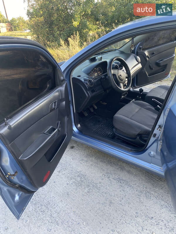 Седан Chevrolet Aveo 2006 в Звягеле