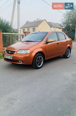 Седан Chevrolet Aveo 2005 в Рівному