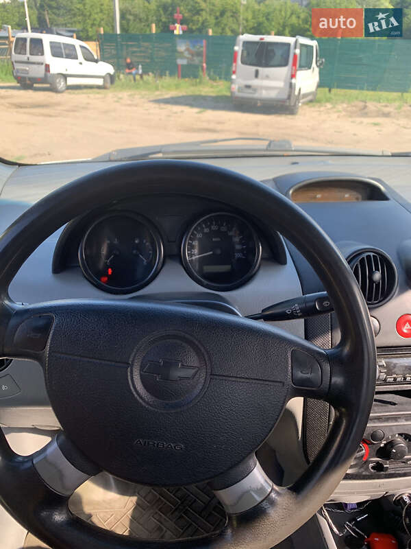 Седан Chevrolet Aveo 2005 в Житомире
