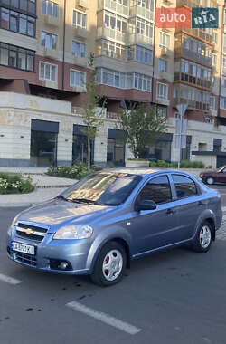 Седан Chevrolet Aveo 2006 в Умани