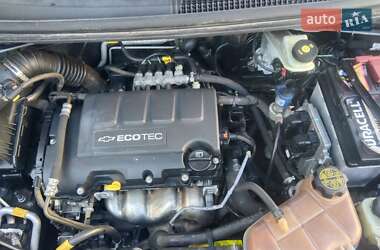 Седан Chevrolet Aveo 2014 в 