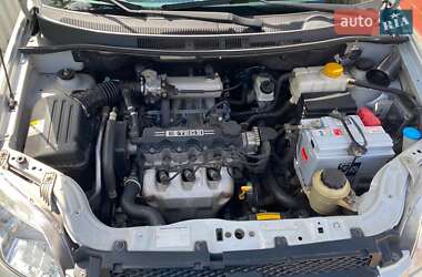 Седан Chevrolet Aveo 2006 в 