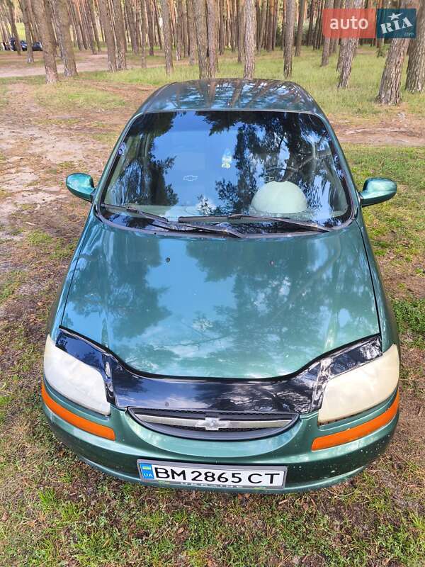 Седан Chevrolet Aveo 2004 в Сумах