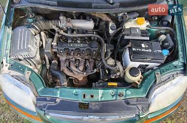 Седан Chevrolet Aveo 2004 в  фото 16 Седан Chevrolet Aveo 2004 в