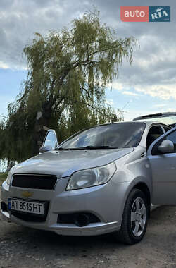 Хэтчбек Chevrolet Aveo 2008 в 
