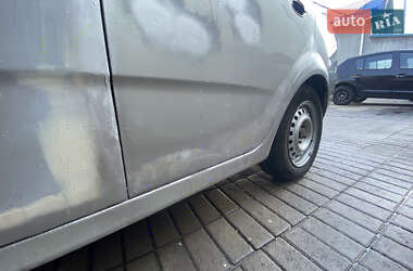 Седан Chevrolet Aveo 2005 в 