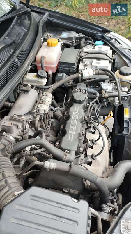 Седан Chevrolet Aveo 2007 в Горишних Плавнях