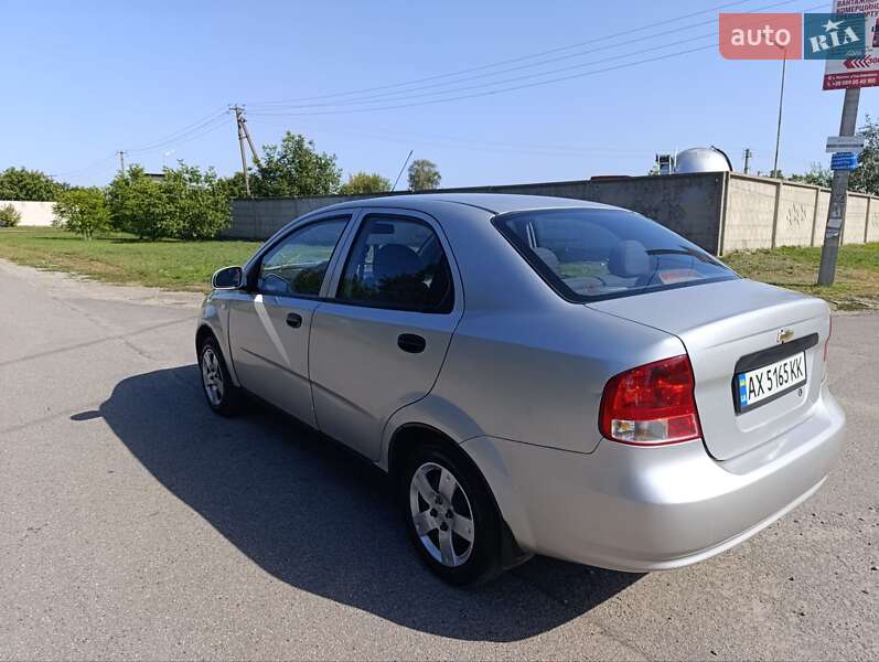 Седан Chevrolet Aveo 2006 в Харькове