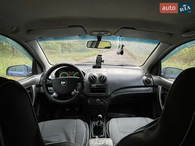 Седан Chevrolet Aveo 2006 в Черкассах