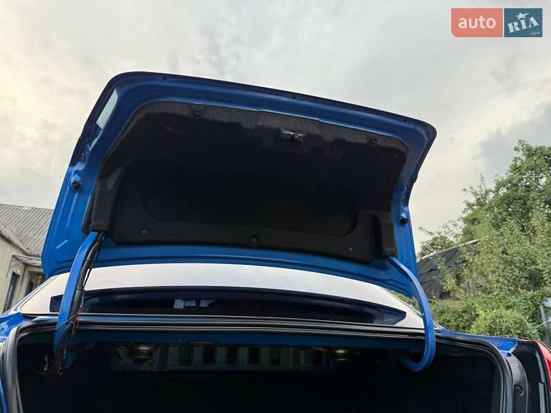Седан Chevrolet Aveo 2011 в Днепре