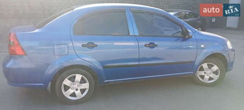 Седан Chevrolet Aveo 2008 в Запорожье